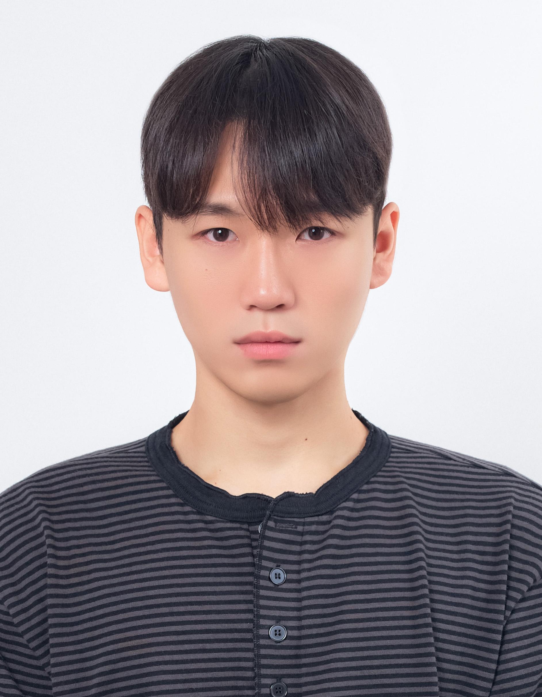 이정건 사진